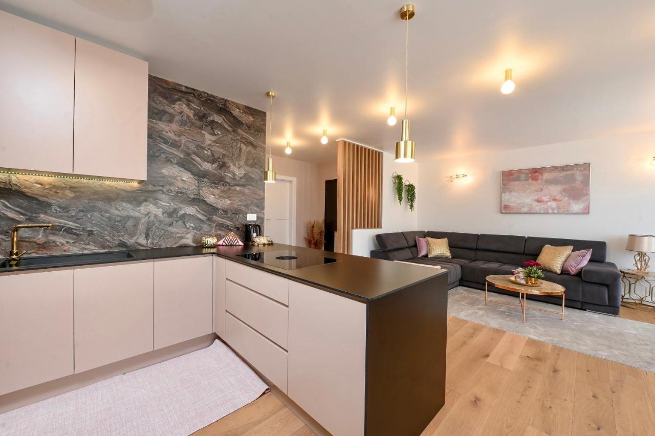 S Design Apartment Zadar Luaran gambar